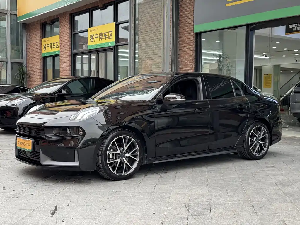 Lynk & Co 03 — миниатюра 4