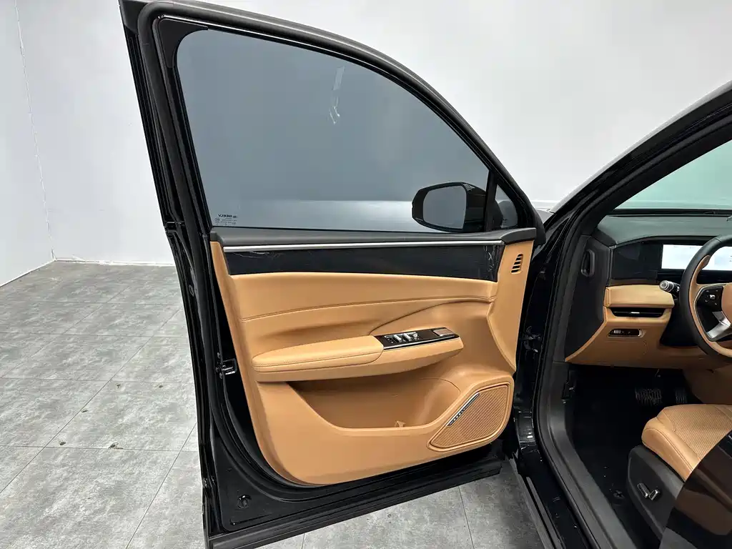 GEELY GALAXY GALAXY L7