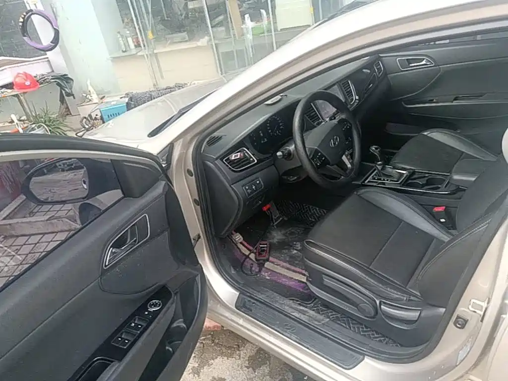 Hyundai Mistra — миниатюра 16