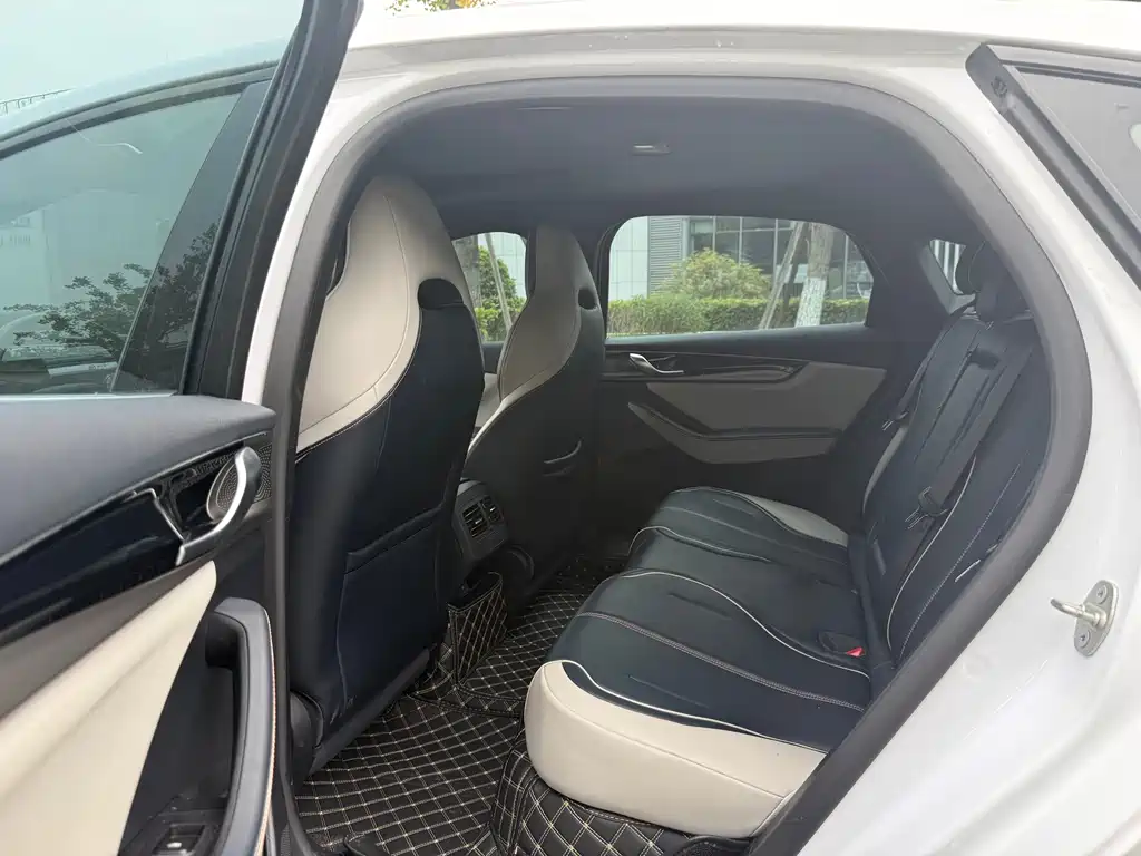 BYD Qin PLUS — миниатюра 9