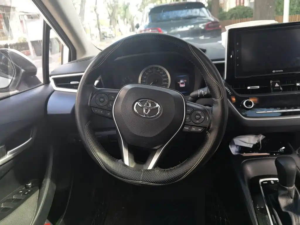 Toyota Corolla — миниатюра 6