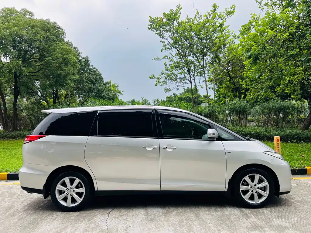 Toyota Previa 2006 2.4L 7 Luxury