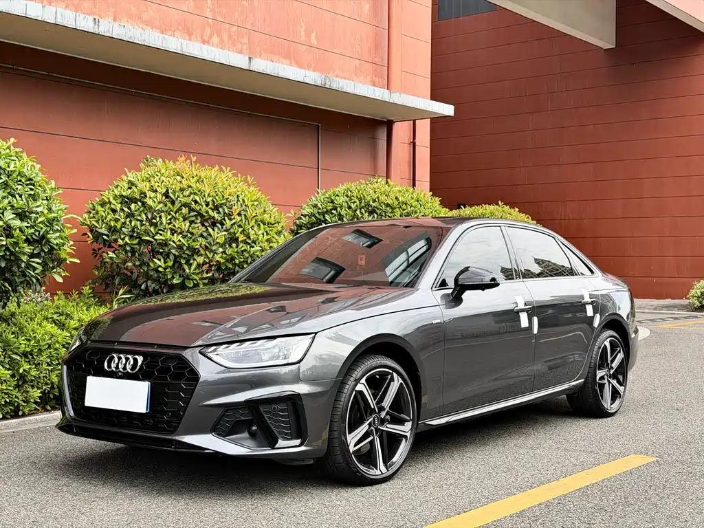 Audi A4L 2025 200 0k Units Delight Edition 40 TFSI Luxury Dynamic Type