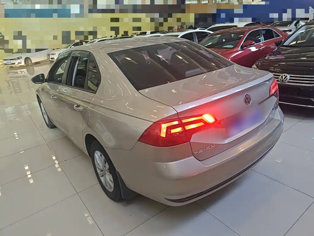 Volkswagen Bora — миниатюра 5