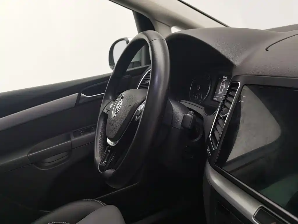 Volkswagen Sharan — миниатюра 22