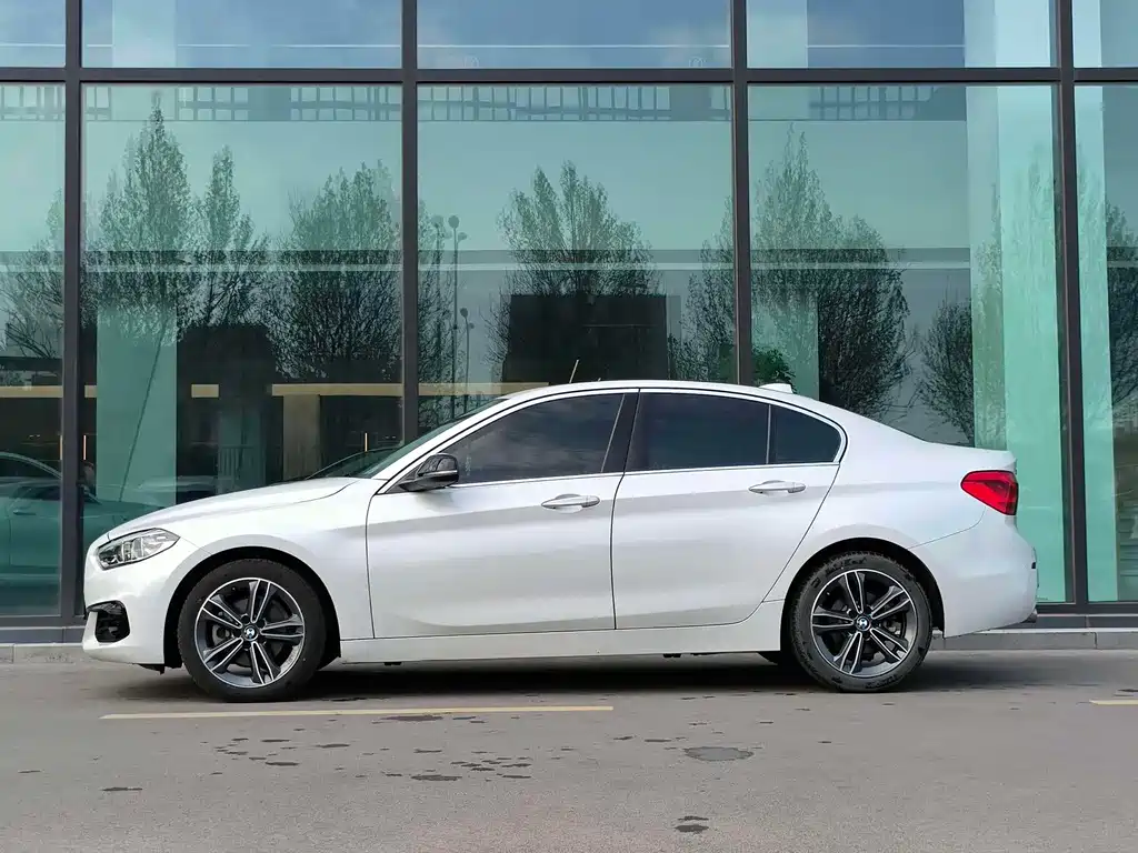 BMW 1 Series 1 2018 118i Sport