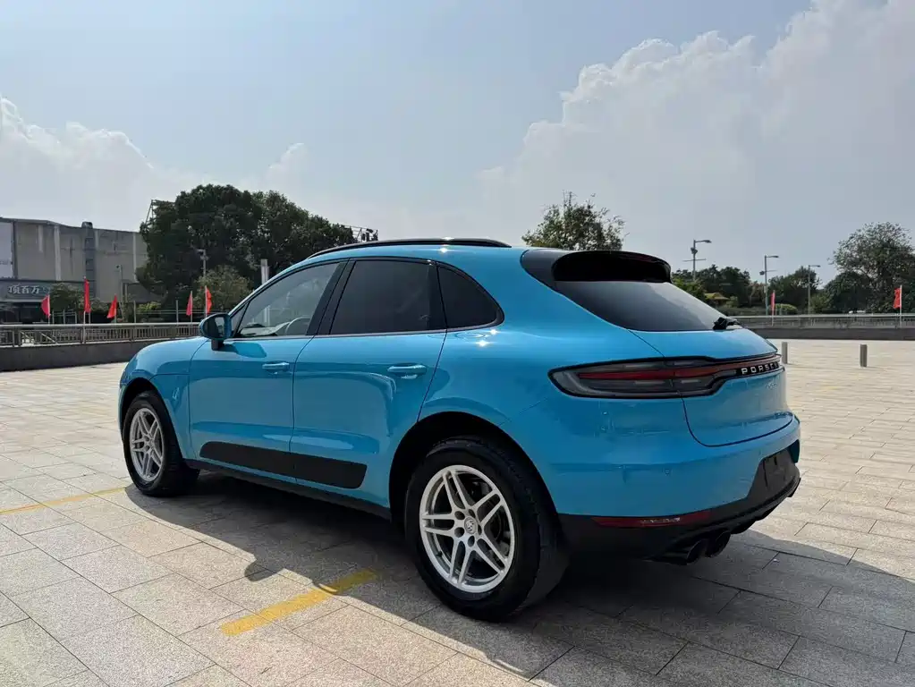 Porsche Macan — миниатюра 6