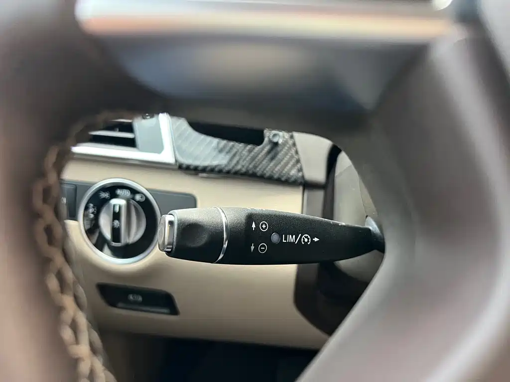 Mercedes-Benz M-Class — миниатюра 8