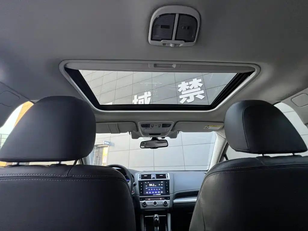 Subaru Outback — миниатюра 4