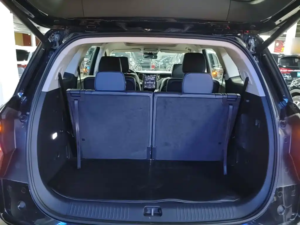 Hongqi Hongqi HS7 PHEV — миниатюра 19
