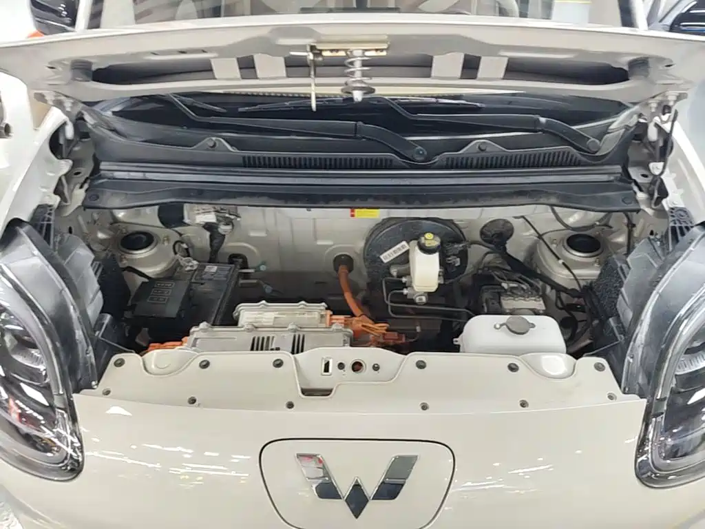 Wuling MINIEV — миниатюра 20