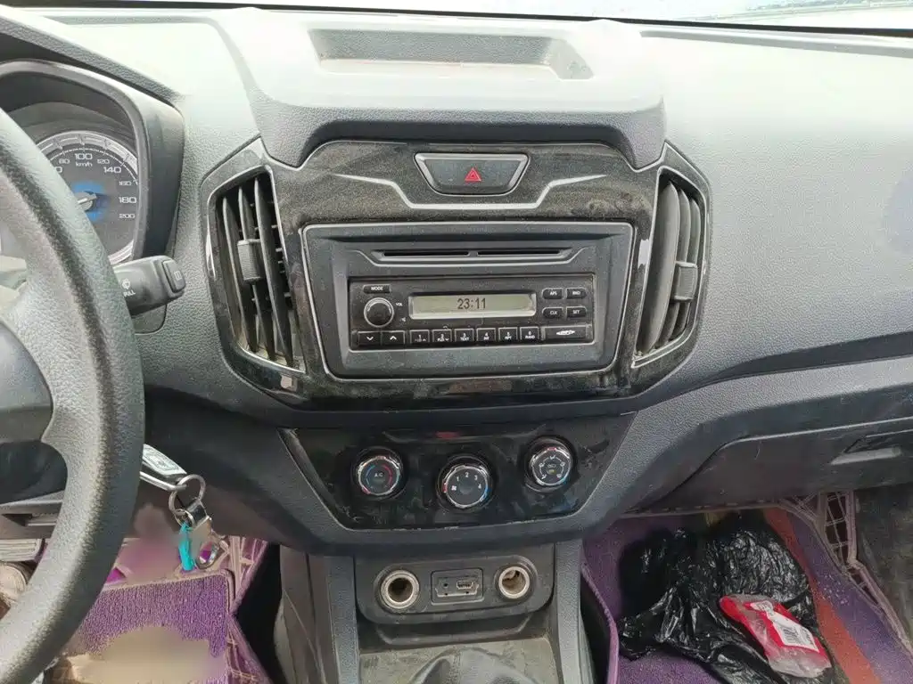 Isuzu RE-MAX Ruimai — миниатюра 6