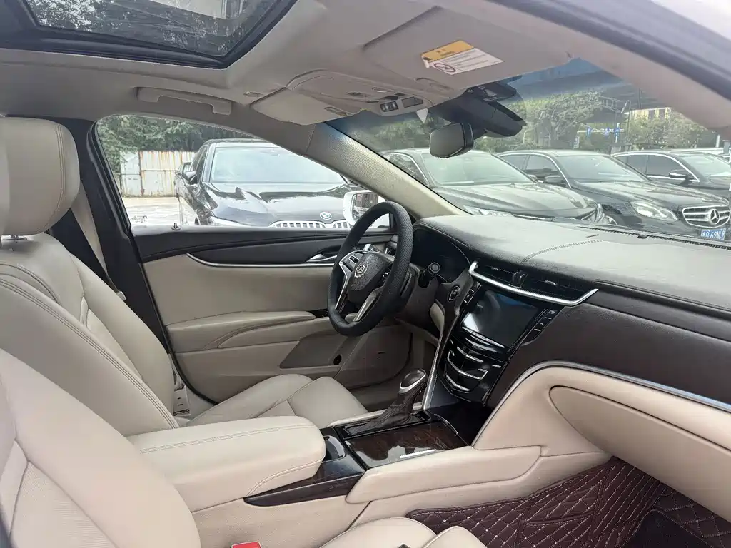 Cadillac XTS — миниатюра 8