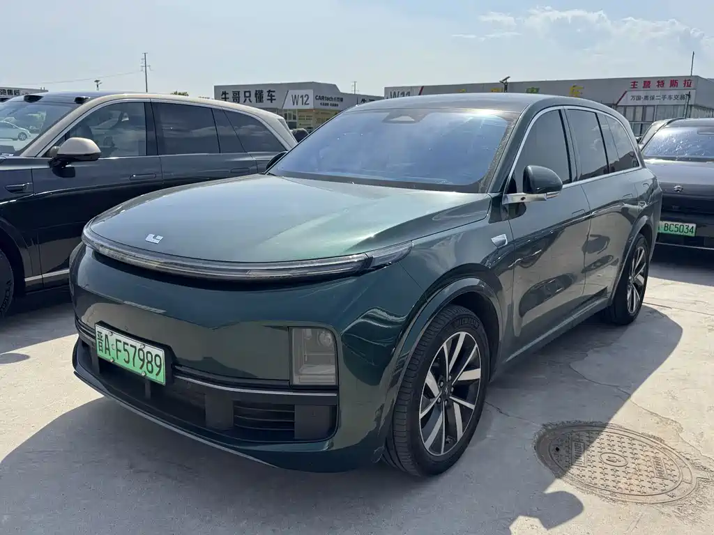 Li Auto L8 2023 Pro