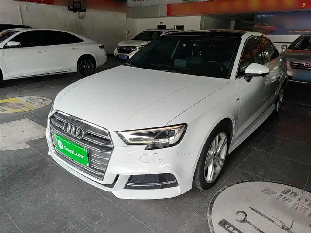 Купить Audi A3