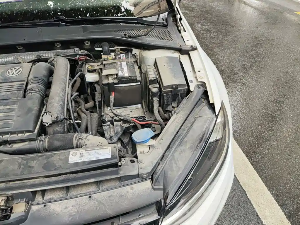 Volkswagen Golf — миниатюра 21