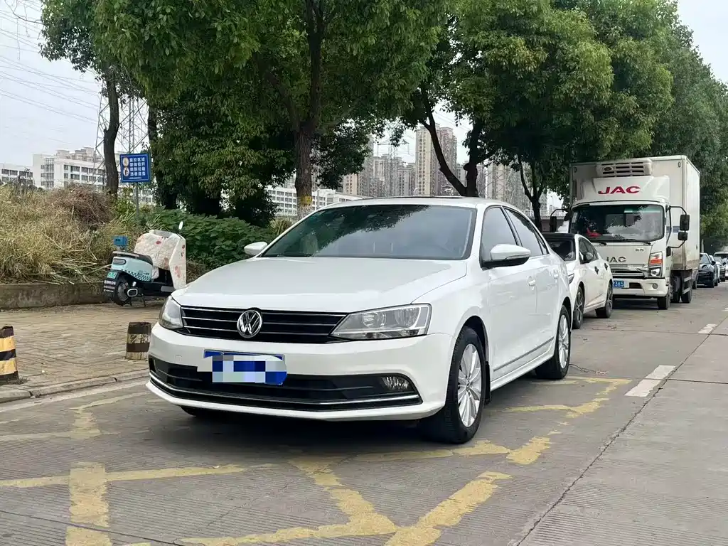 Купить Volkswagen Sagitar