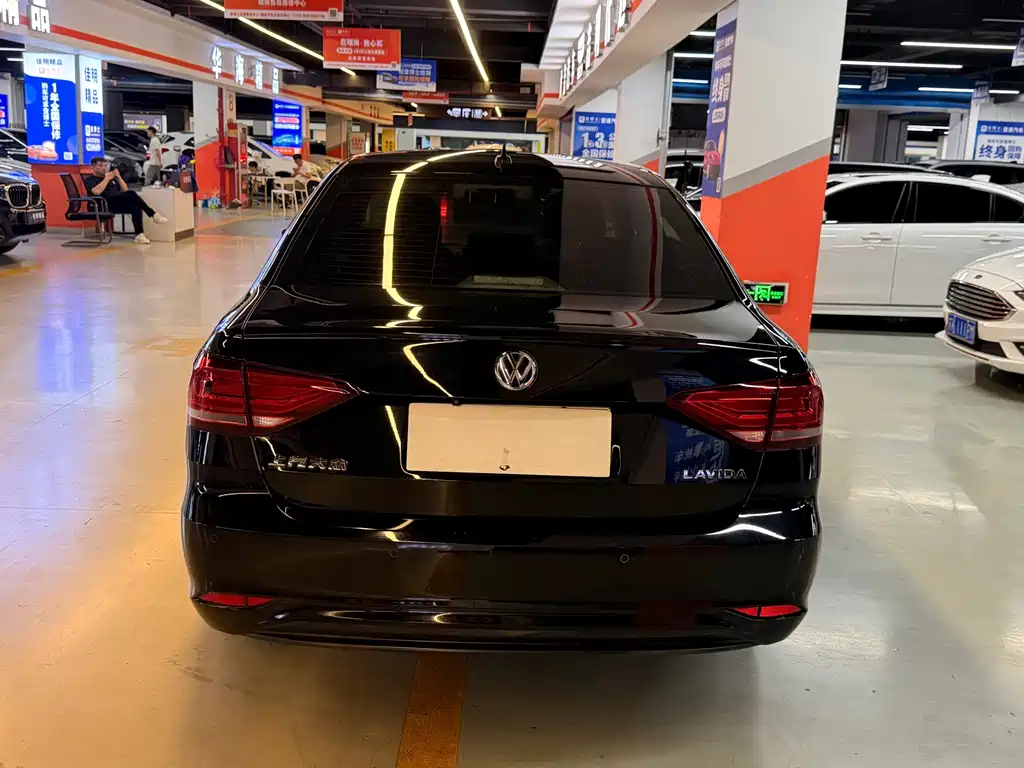 Volkswagen Lavida — миниатюра 11