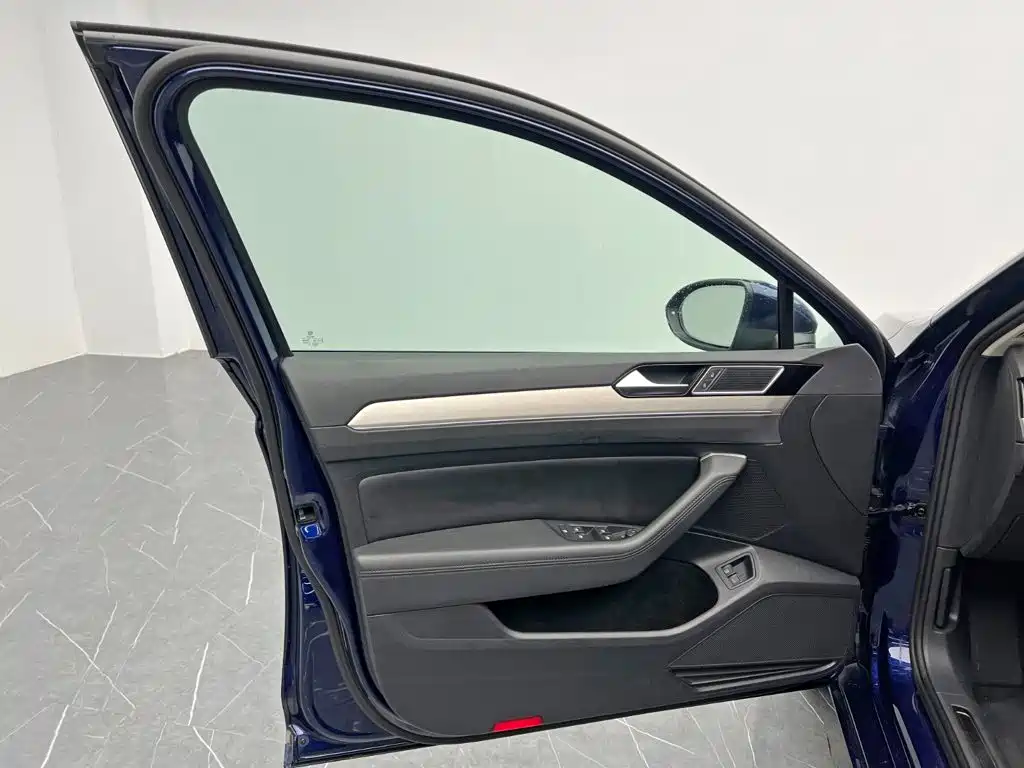 Volkswagen Viloran New Energy — миниатюра 11