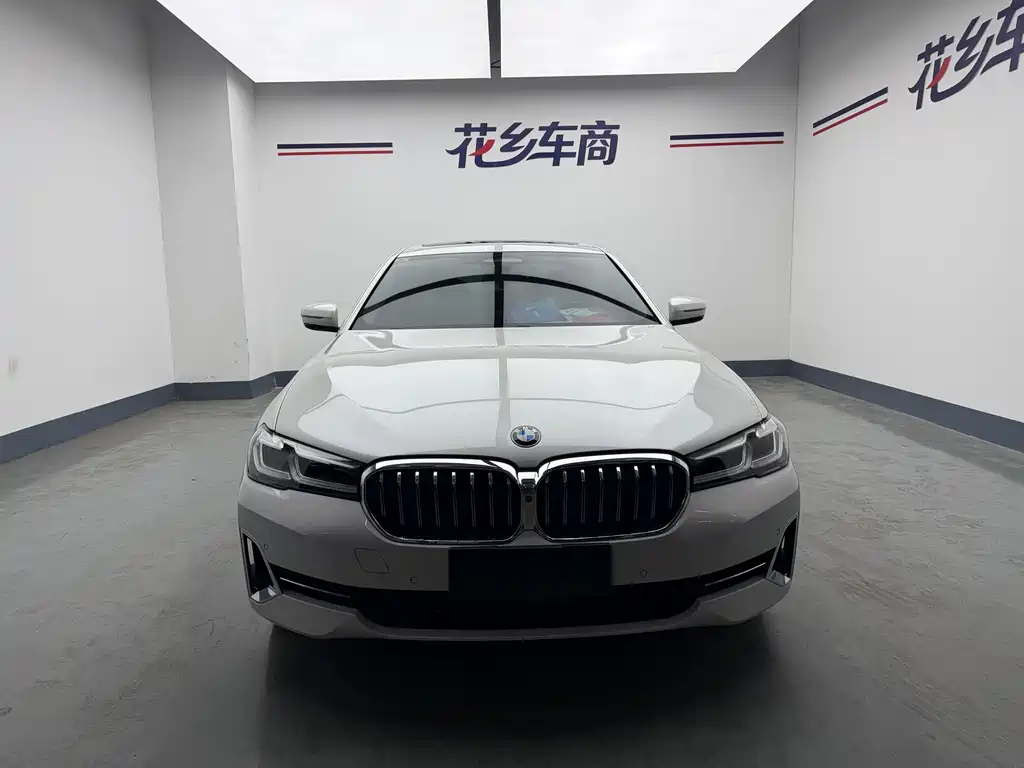 BMW 5 Series — миниатюра 3