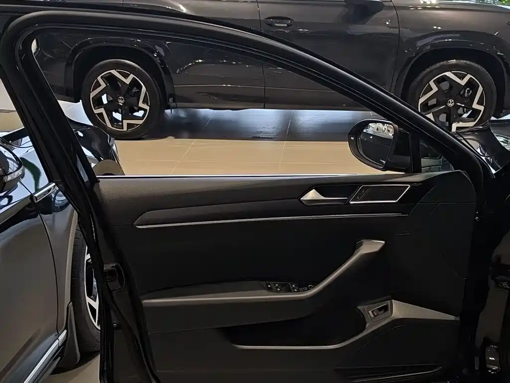 Volkswagen Magotan — миниатюра 8