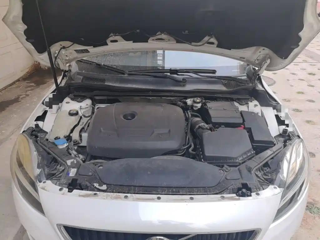 Volvo V40 — миниатюра 21