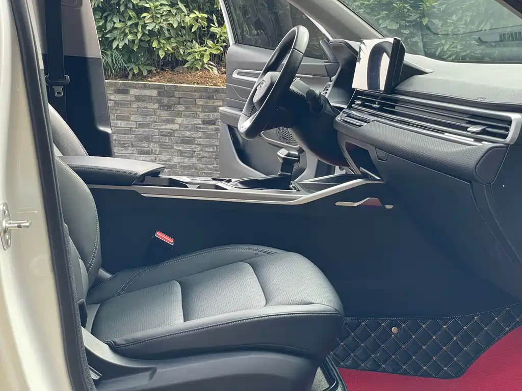 GEELY AUTOMOBILE EMGRAND