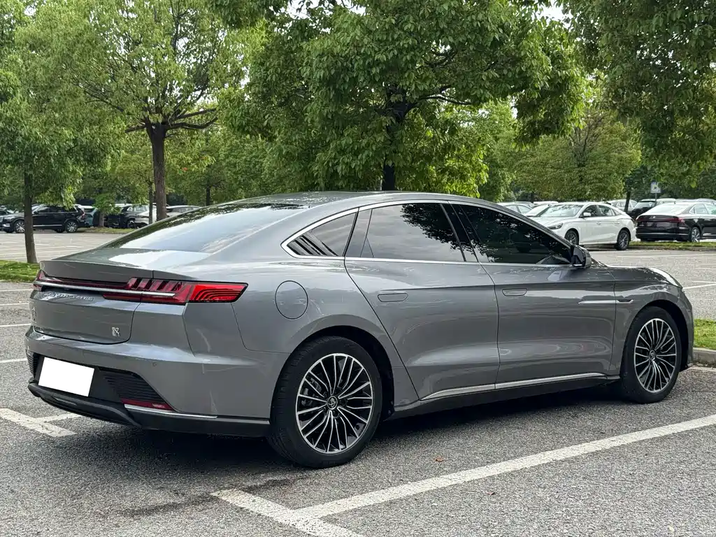 BYD Han — миниатюра 9