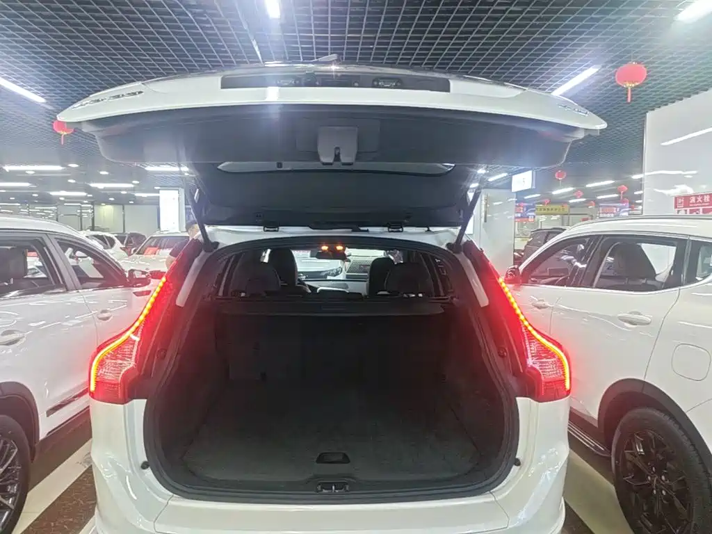 Volvo XC60 — миниатюра 19