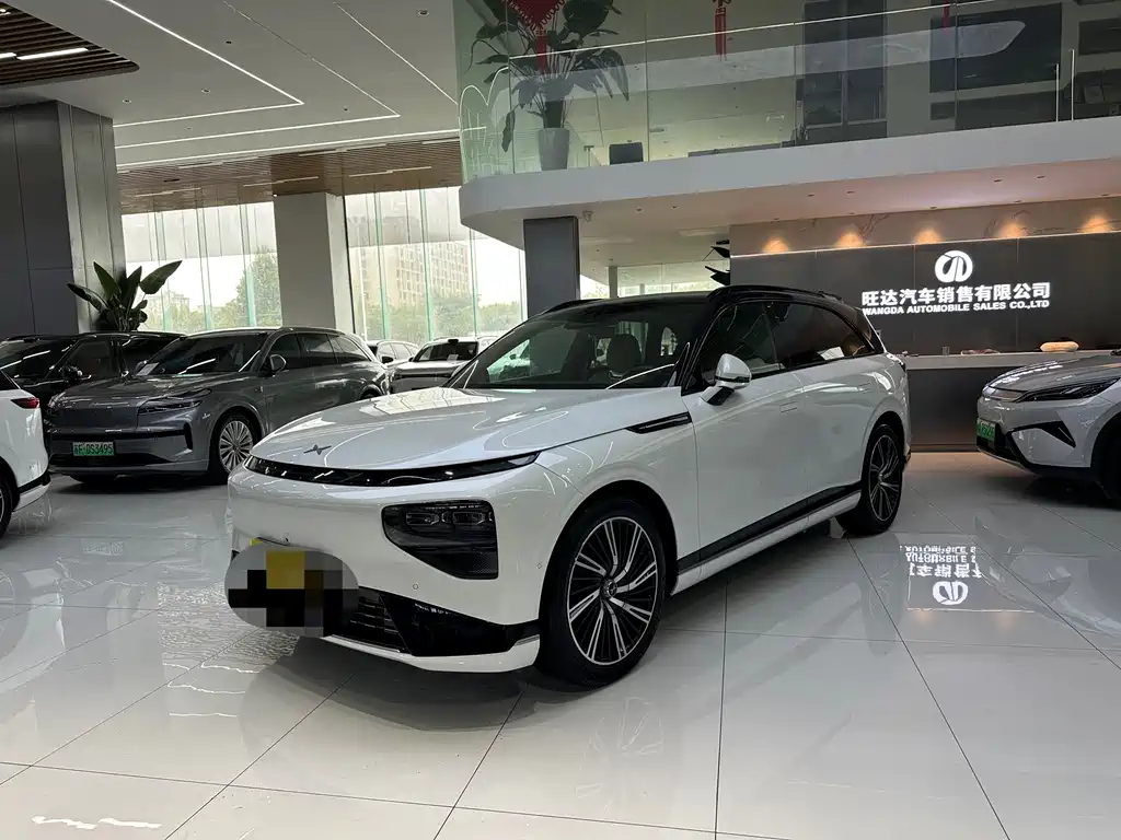 XPeng G9