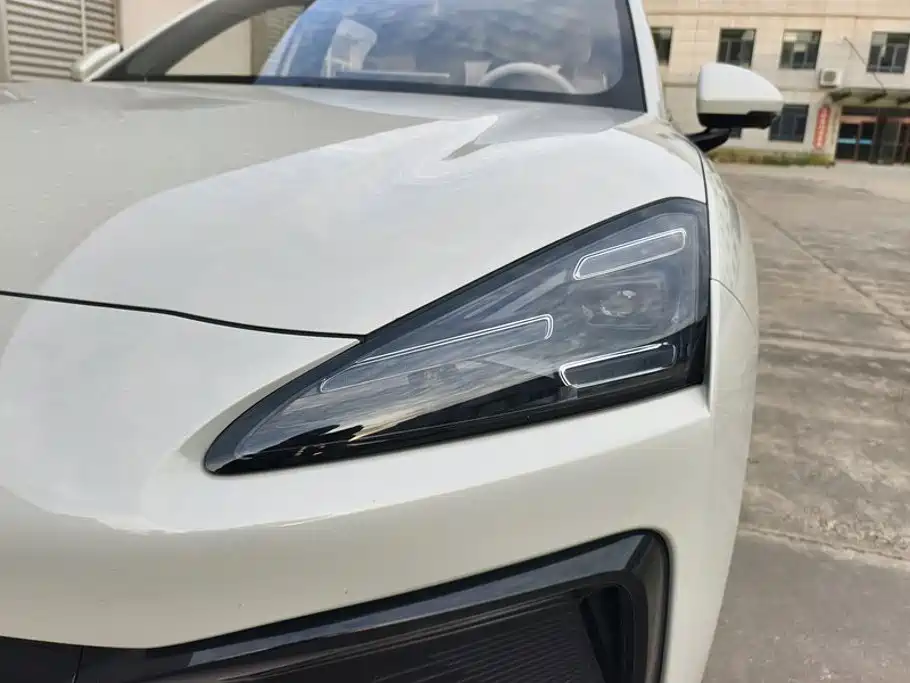 Baojun Yunhai — миниатюра 5