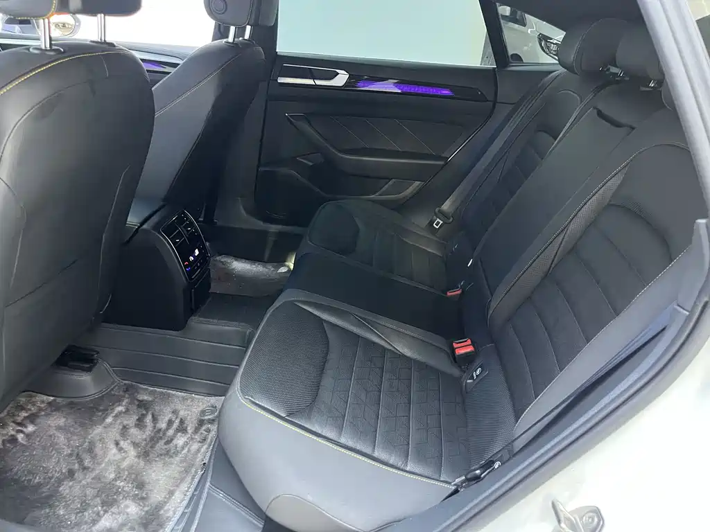 Volkswagen CC — миниатюра 7