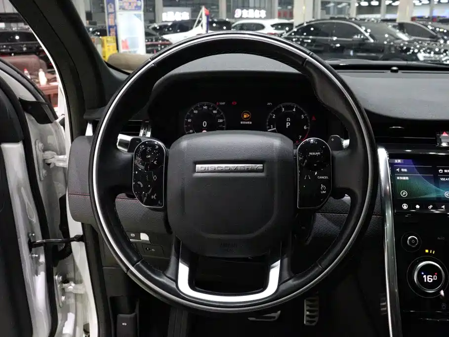 Land Rover Discovery Sport — миниатюра 13