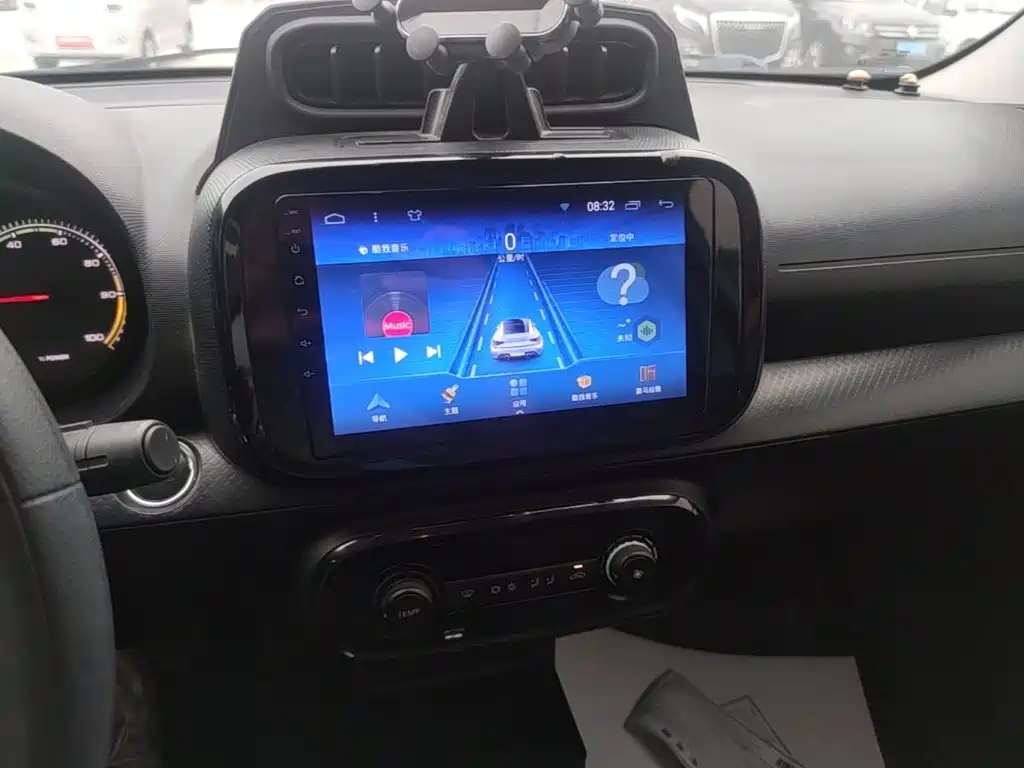 Roewe Clever — миниатюра 13