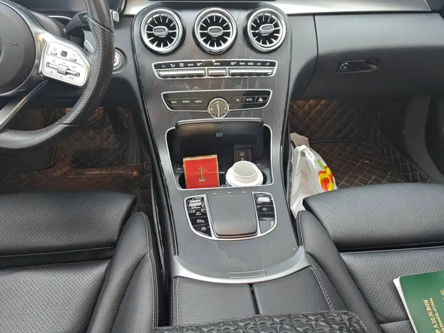 Mercedes-Benz C-Class — миниатюра 16