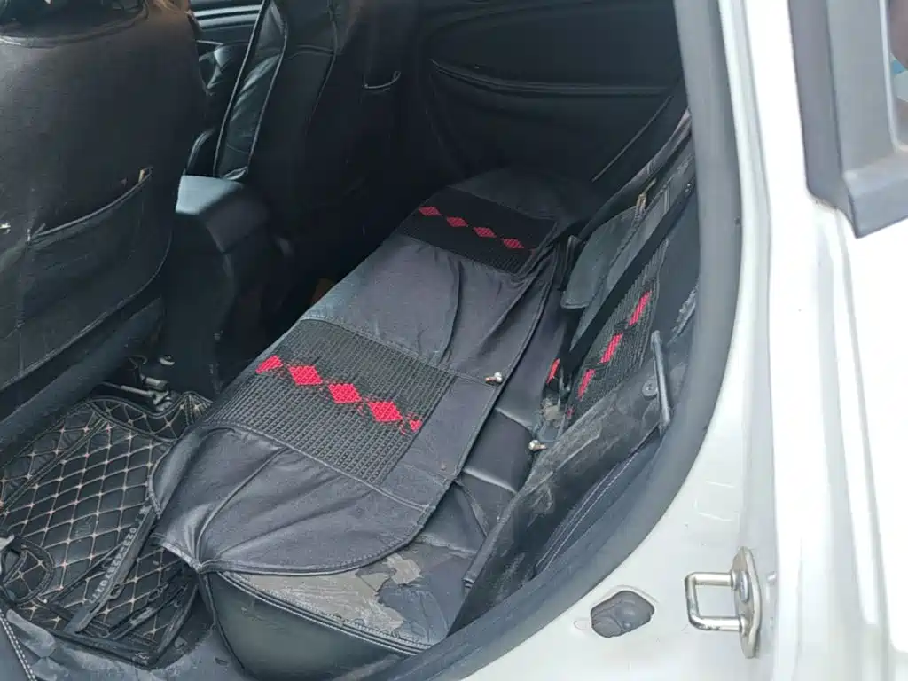 Landwind Landwind X2 — миниатюра 17