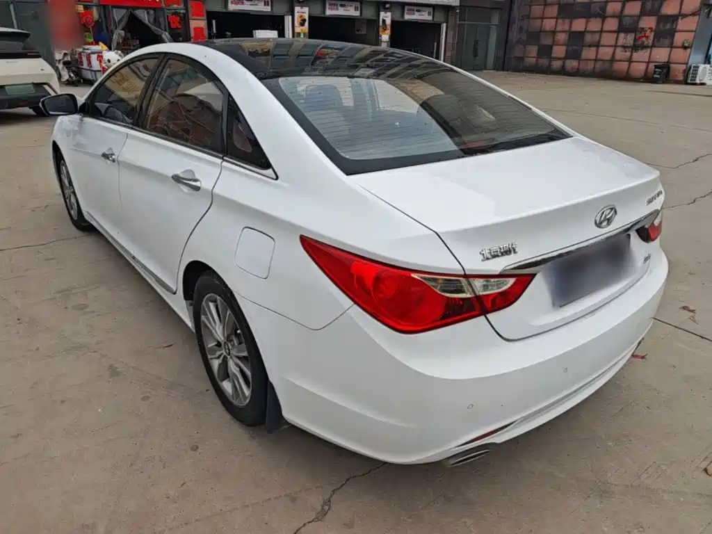 Hyundai Sonata — миниатюра 5