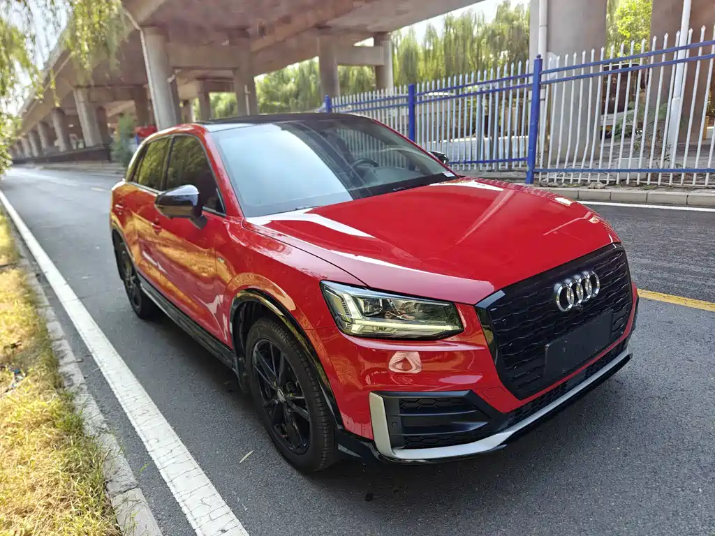 Audi Q2L — миниатюра 3