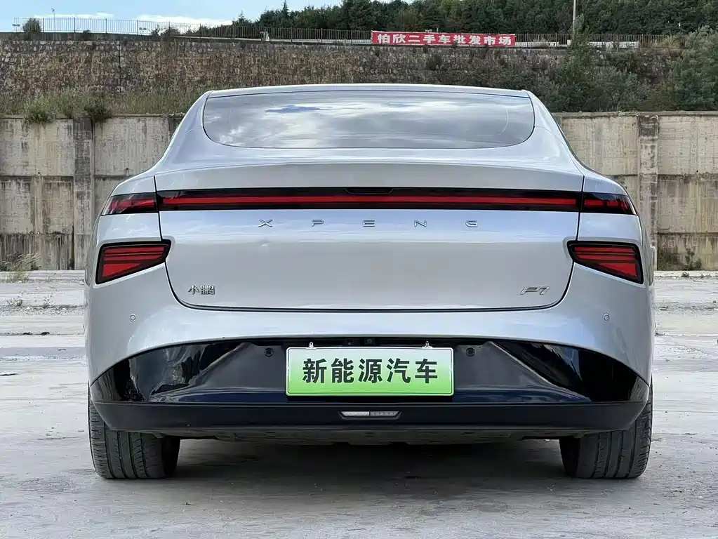 XPeng P7 — миниатюра 9