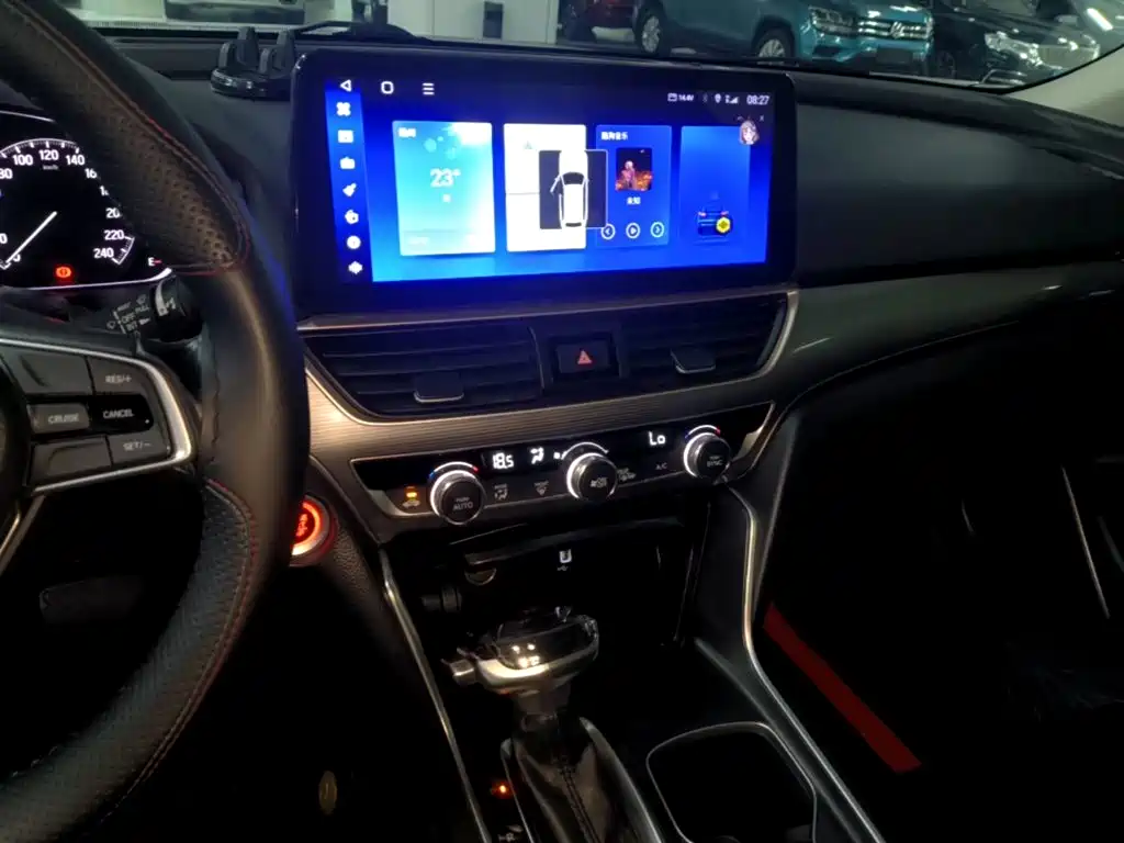 Honda Accord — миниатюра 13