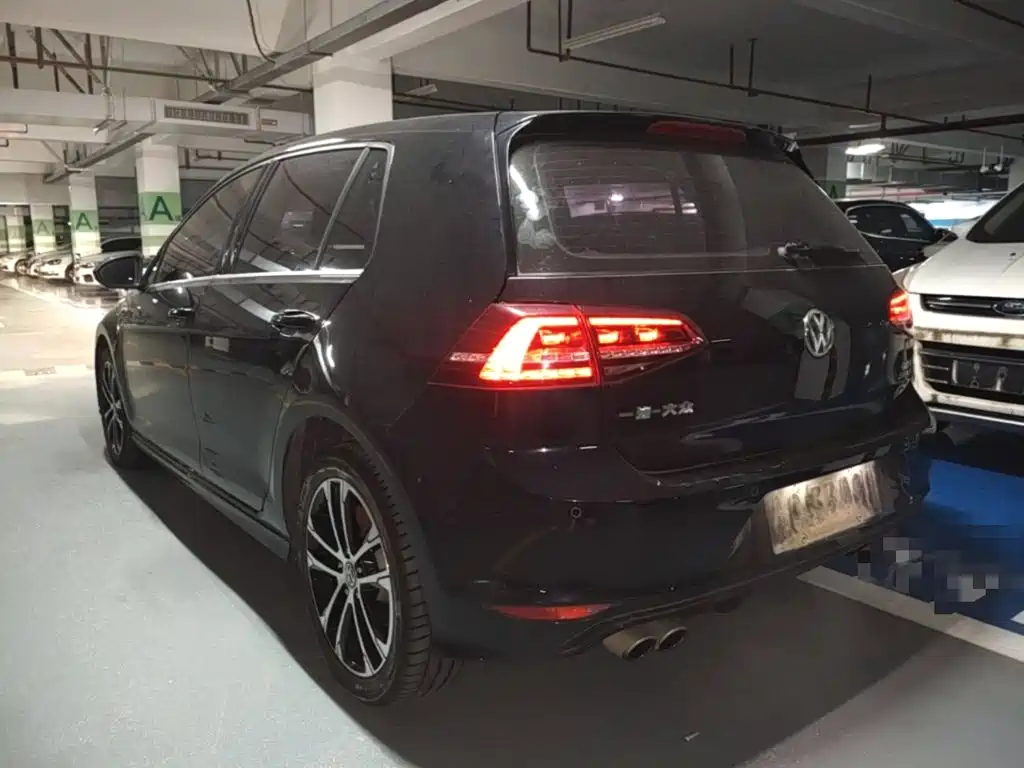 Volkswagen Golf — миниатюра 5