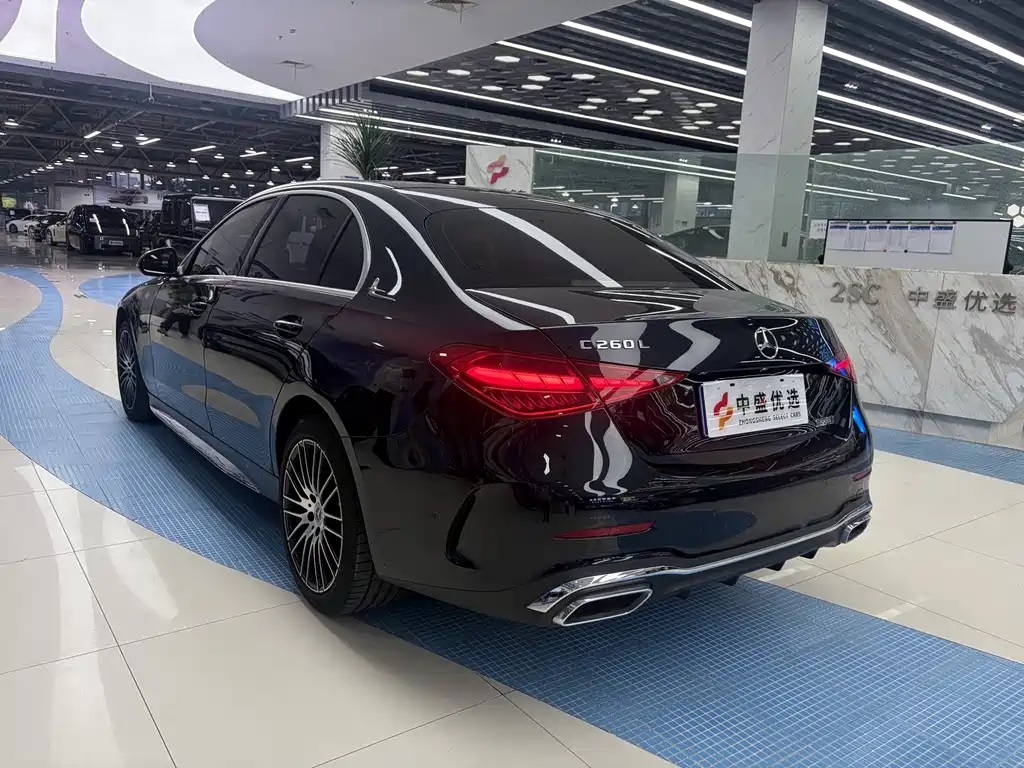 Mercedes-Benz C-Class — миниатюра 4