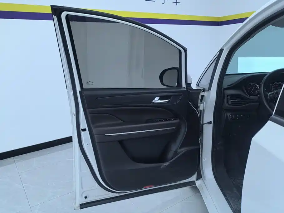 GAC Motor Trumpchi M6 — миниатюра 7