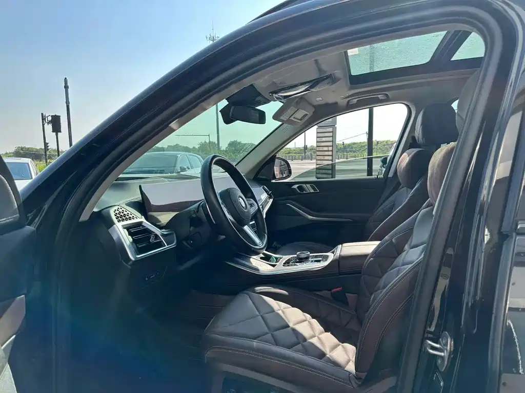 BMW X5 — миниатюра 2