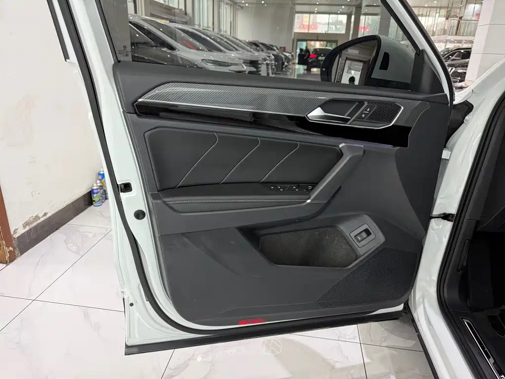 Volkswagen Tayron — миниатюра 5