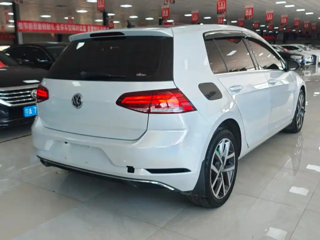 Volkswagen Golf — миниатюра 7