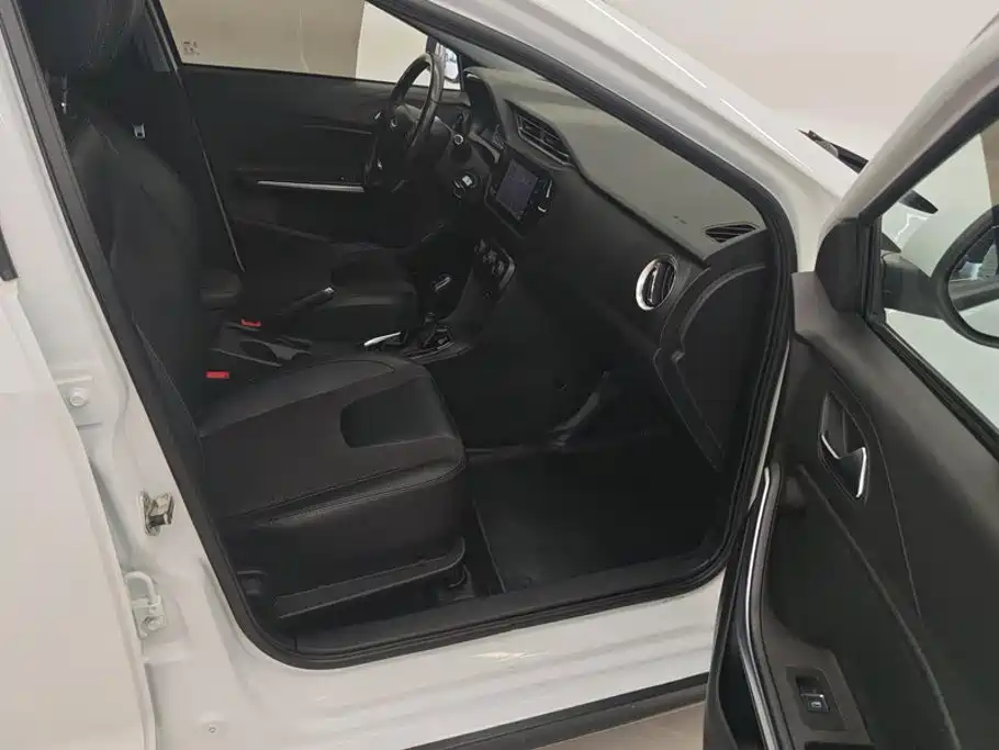 Chery Tiggo 3x — миниатюра 8
