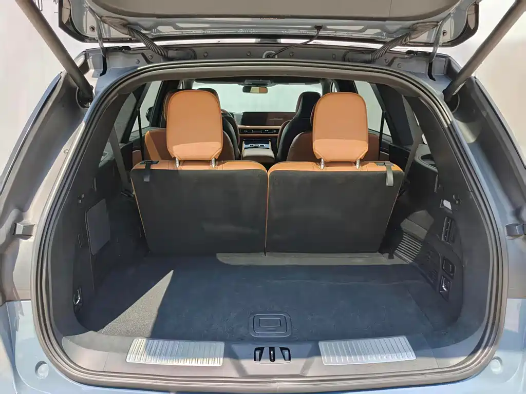 Lincoln Aviator — миниатюра 9