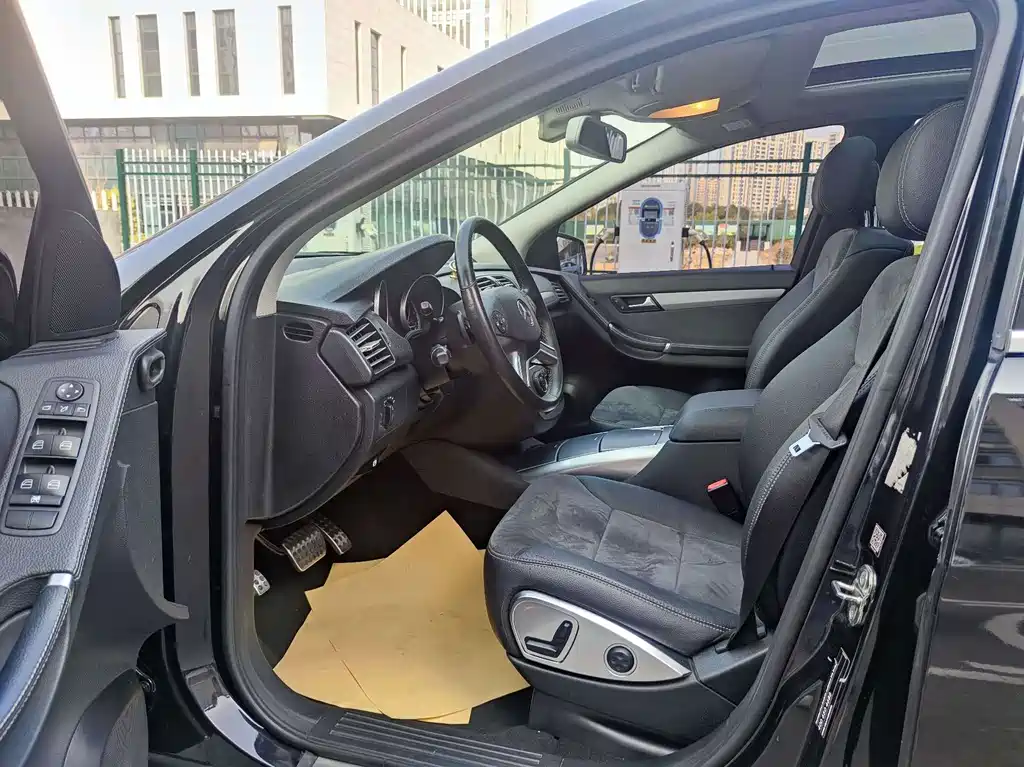 Mercedes-Benz R-Class — миниатюра 9
