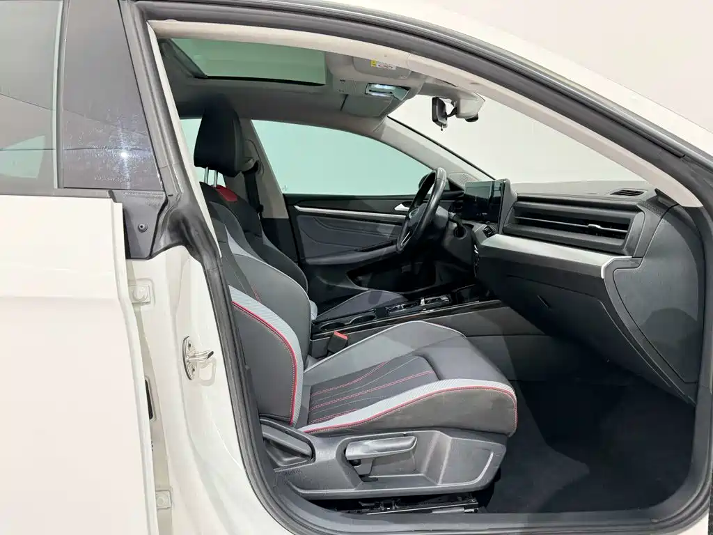 Volkswagen Lamando — миниатюра 18